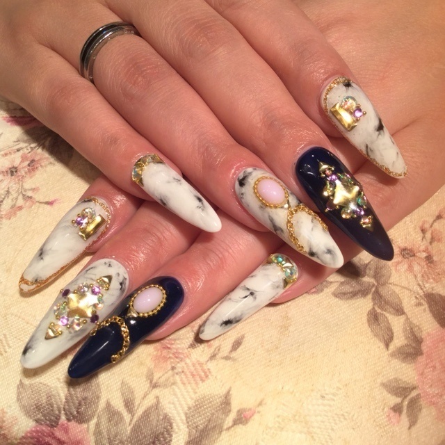 LOVE RABBIT ラブ ラビット｜瀬田のネイルサロン｜ネイルブック