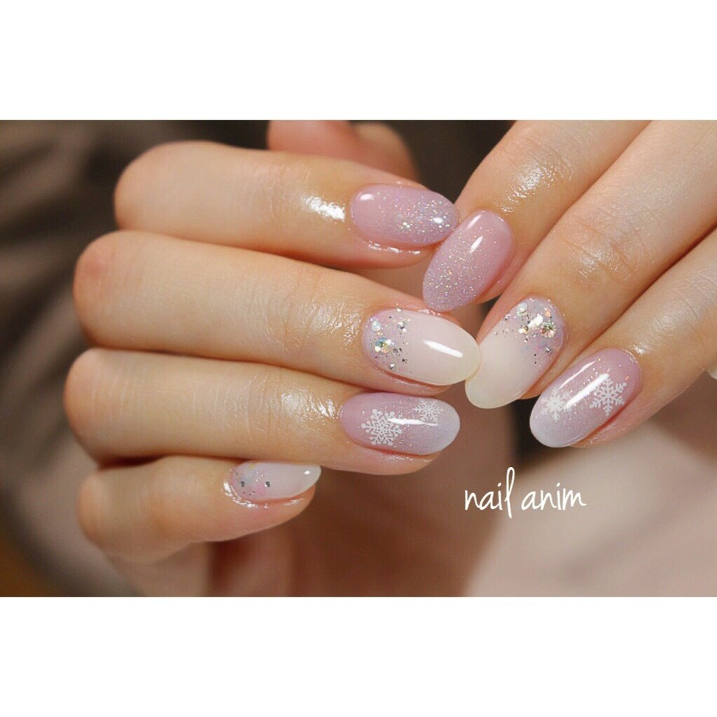 冬 お正月 バレンタイン ハンド グラデーション Nail Animのネイルデザイン No ネイルブック