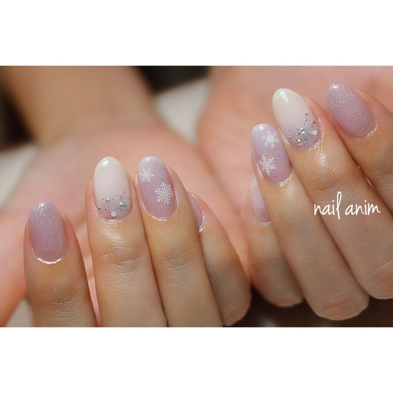 冬 お正月 バレンタイン ハンド グラデーション Nail Animのネイルデザイン No ネイルブック