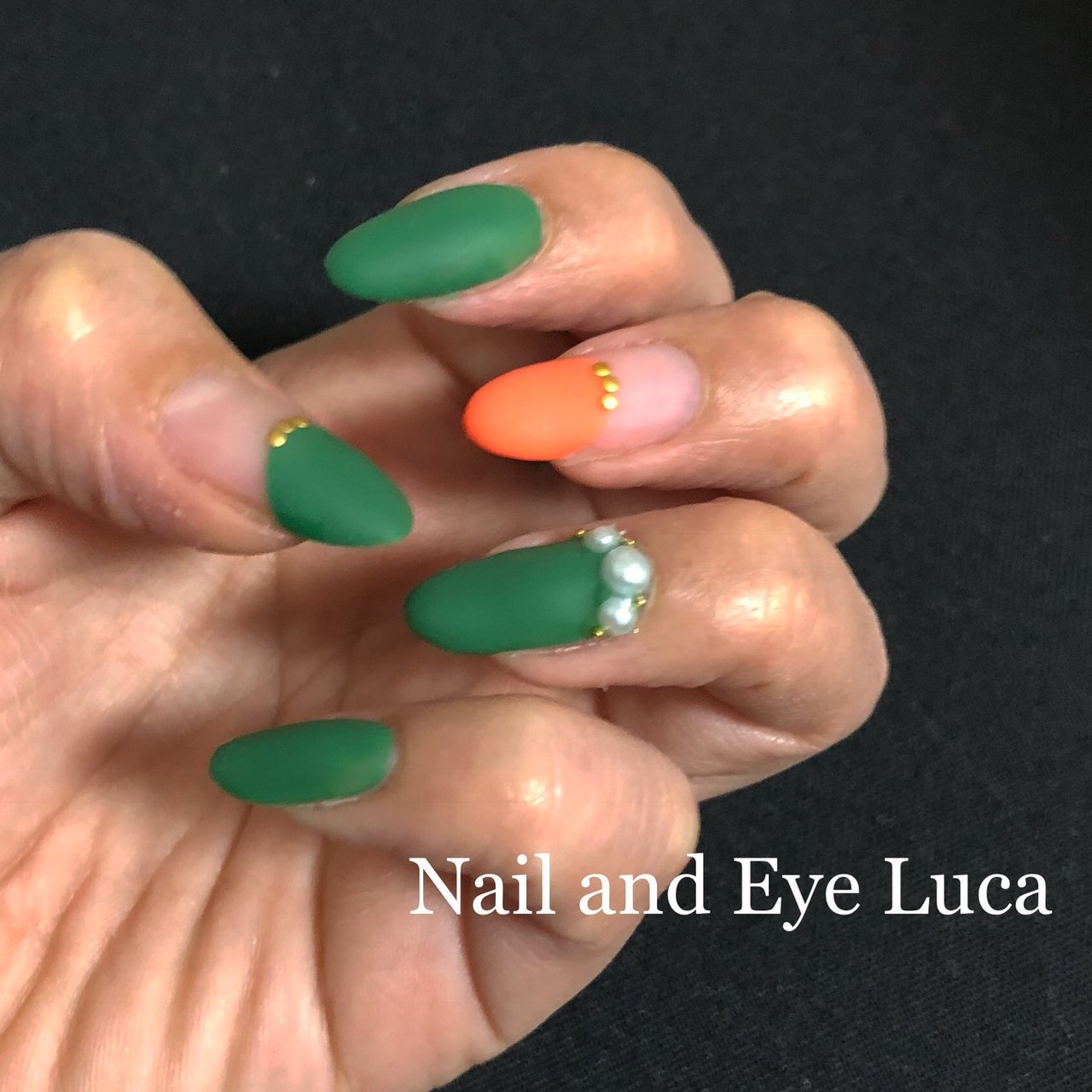 秋 冬 海 リゾート ハンド Nail And Eye Lucaのネイルデザイン No ネイルブック