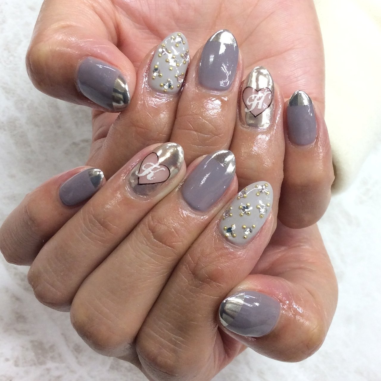 冬 バレンタイン ハンド ハート くりぬき Nailsalon Daisyのネイルデザイン No 5046243 ネイルブック