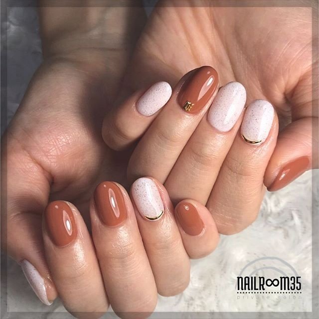 ハンド シンプル ワンカラー ホワイト ブラウン Nailr M35のネイルデザイン No ネイルブック