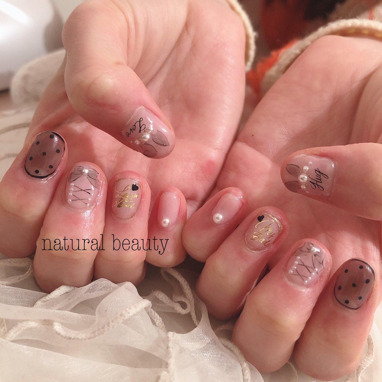 オールシーズン ハンド リボン ショート ホワイト Naturalbeautyのネイルデザイン No ネイルブック