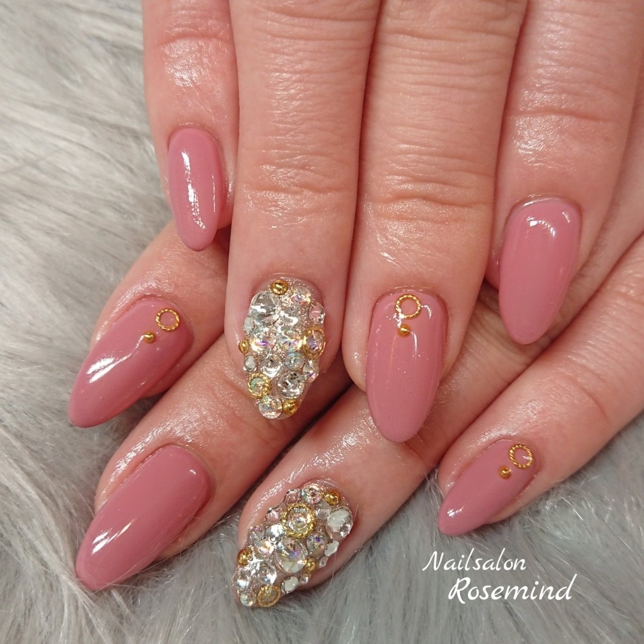 春 冬 デート ハンド ビジュー Nail Rosemindのネイルデザイン No ネイルブック