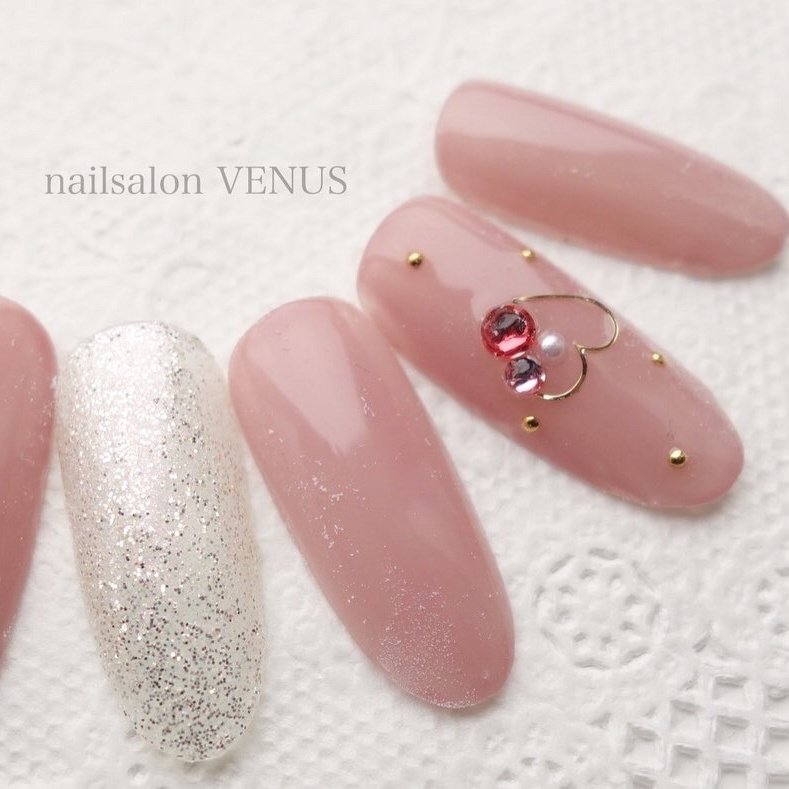 オールシーズン バレンタイン オフィス デート ハンド Nailsalon Venusのネイルデザイン No ネイルブック