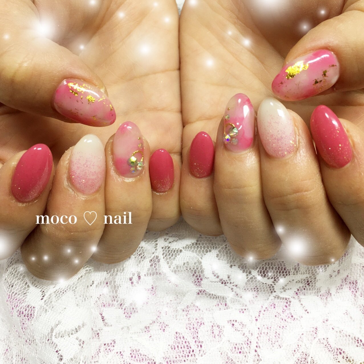 冬 オールシーズン バレンタイン ハンド グラデーション Moco Nailのネイルデザイン No ネイルブック