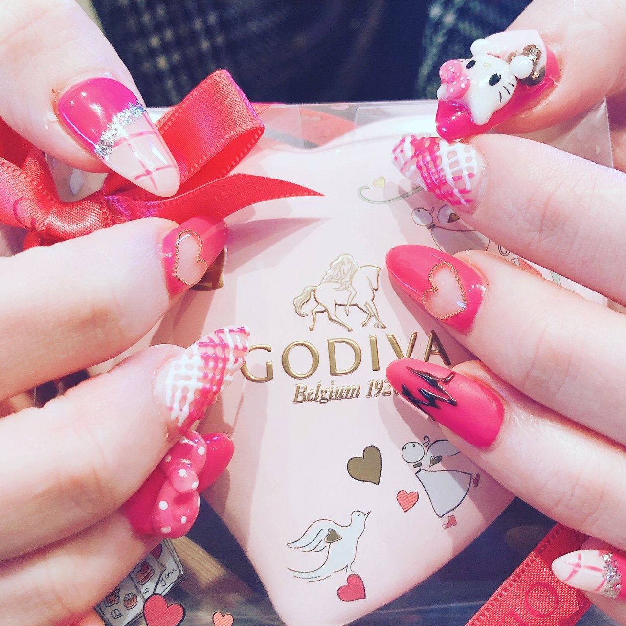 バレンタイン/ハンド/ハート/くりぬき/キャラクター - 夏木のネイル