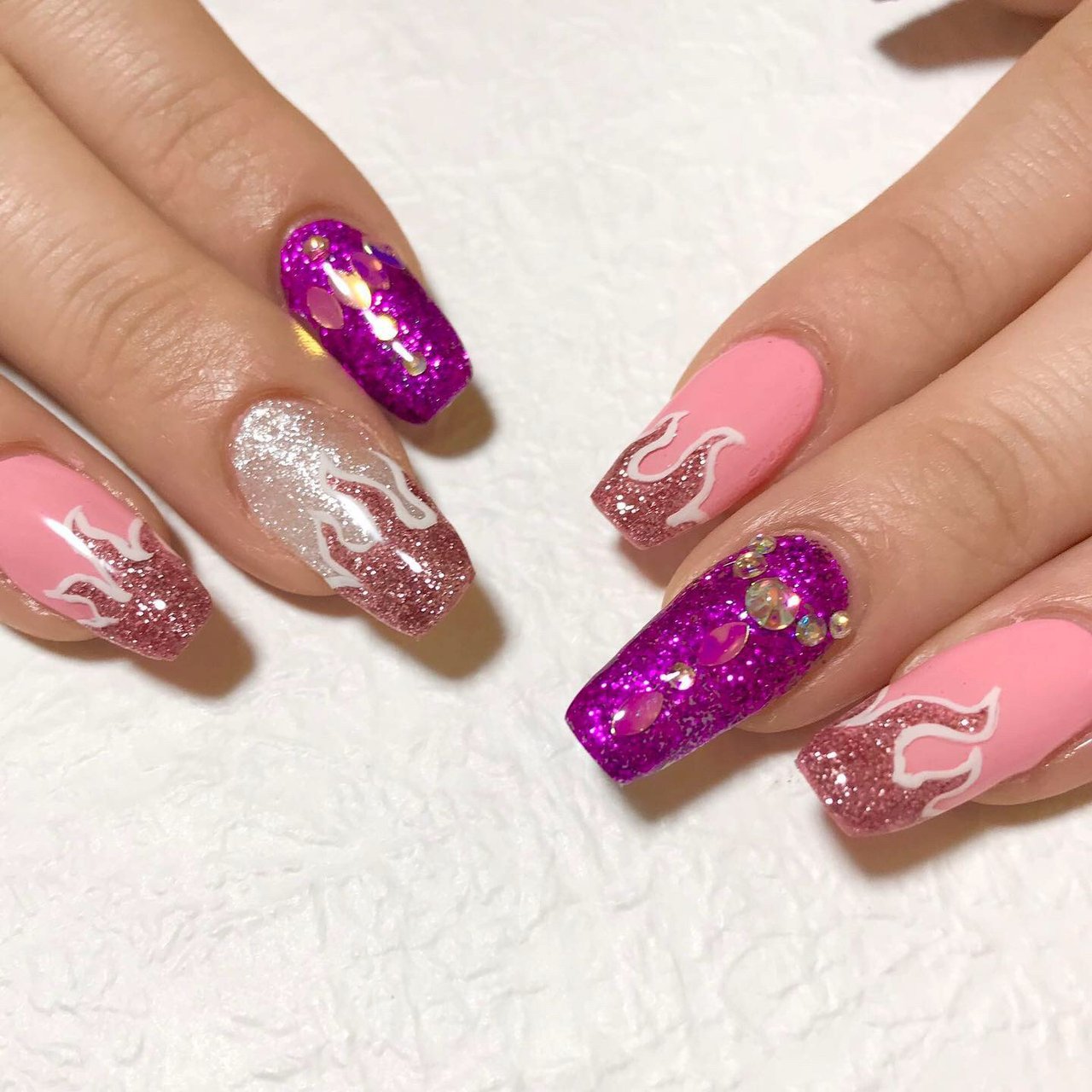 バレンタイン ライブ スポーツ ハンド ラメ Reipyokoのネイルデザイン No ネイルブック