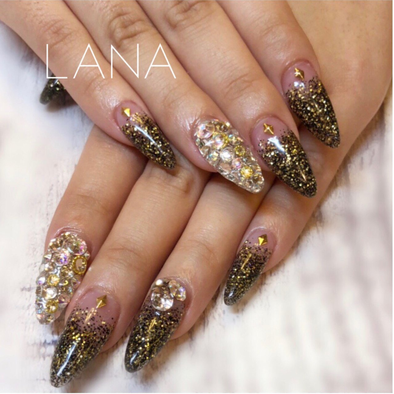 ブラック ゴールド お客様 Lana Nailのネイルデザイン No ネイルブック