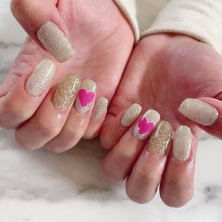 ピンクハートのネイルデザイン ネイルブック