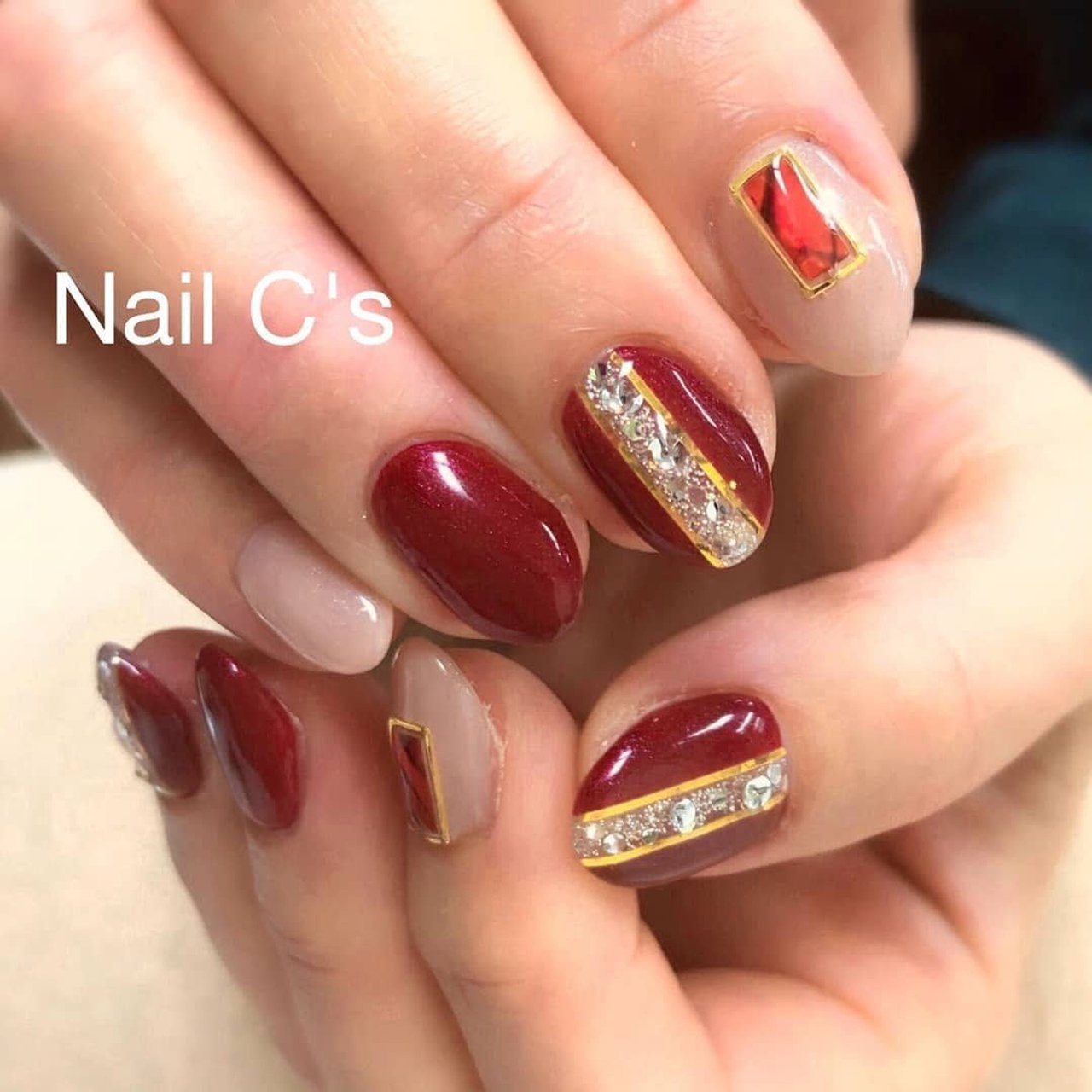 秋 冬 オールシーズン パーティー ハンド Yumi Yoshikura Nail C S ネイルシーズ のネイルデザイン No ネイルブック