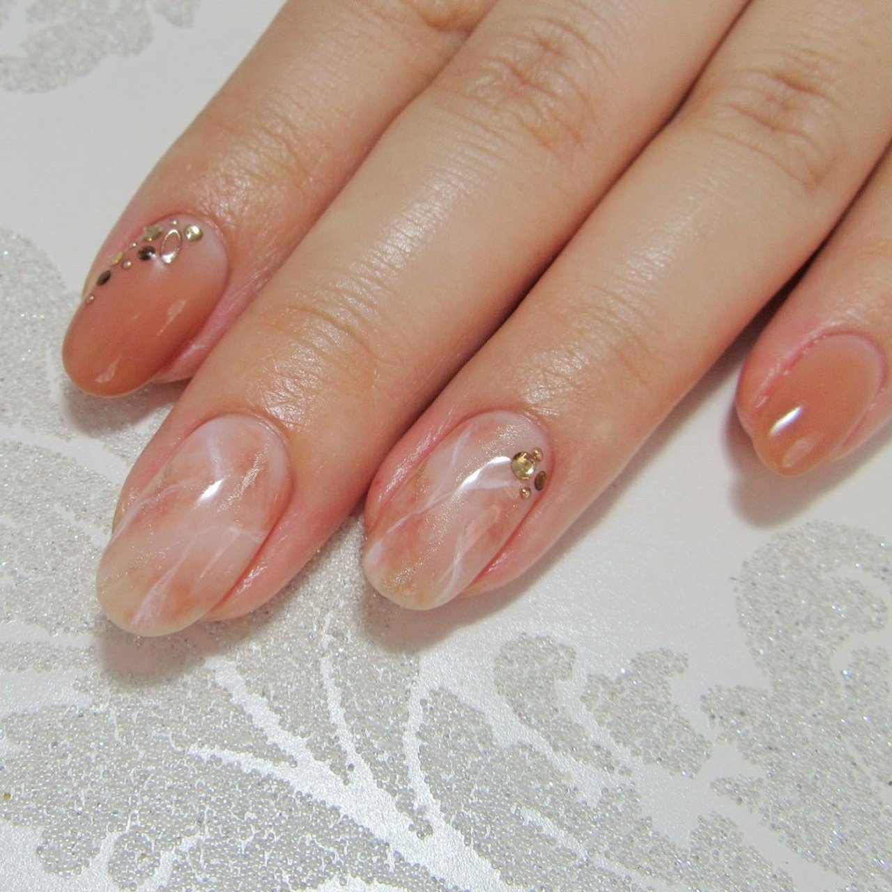 春 秋 冬 オフィス ハンド Grace Nail Eyelush Salon グレース のネイルデザイン No ネイルブック