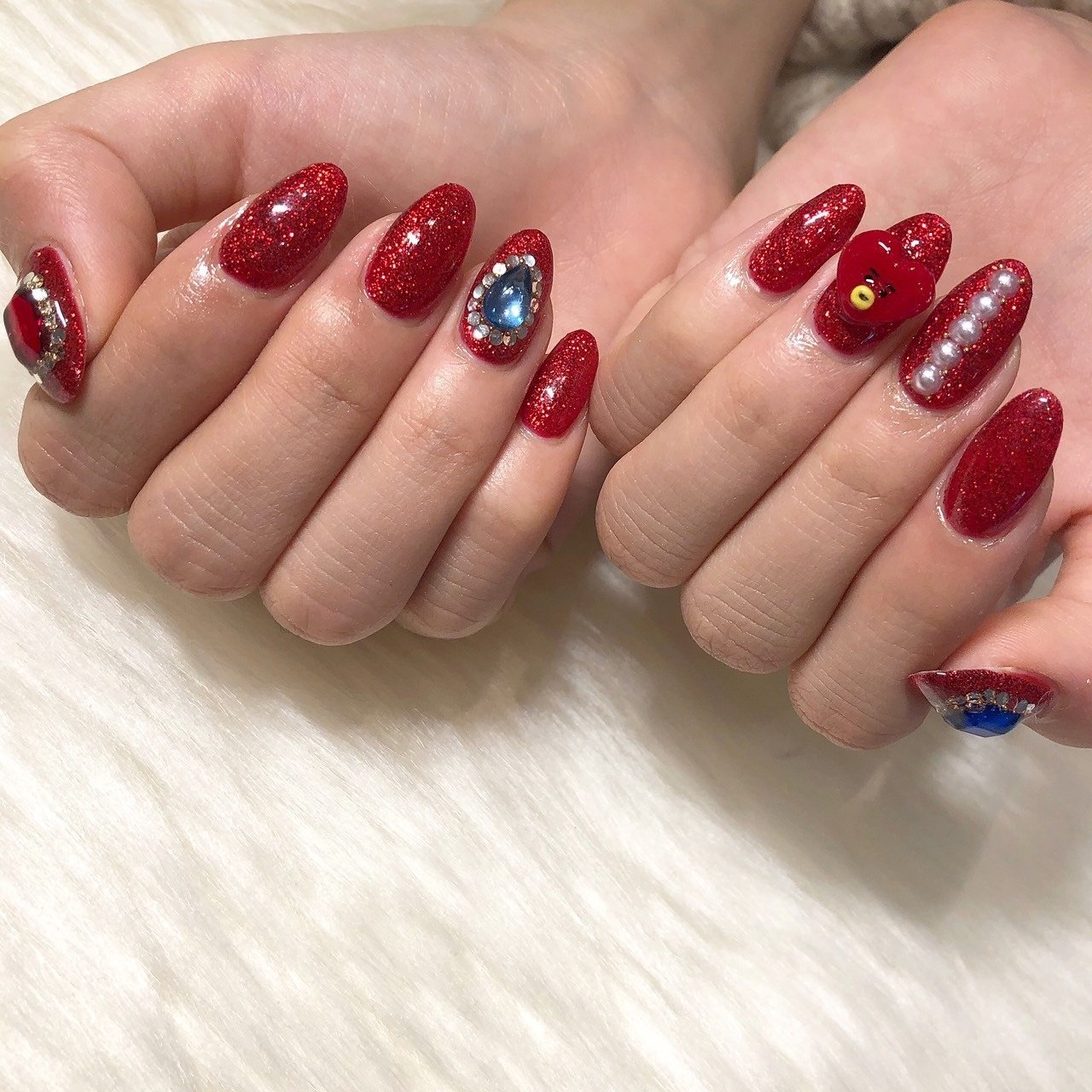 オールシーズン ハンド ラメ ビジュー パール Bg Nailのネイルデザイン No ネイルブック