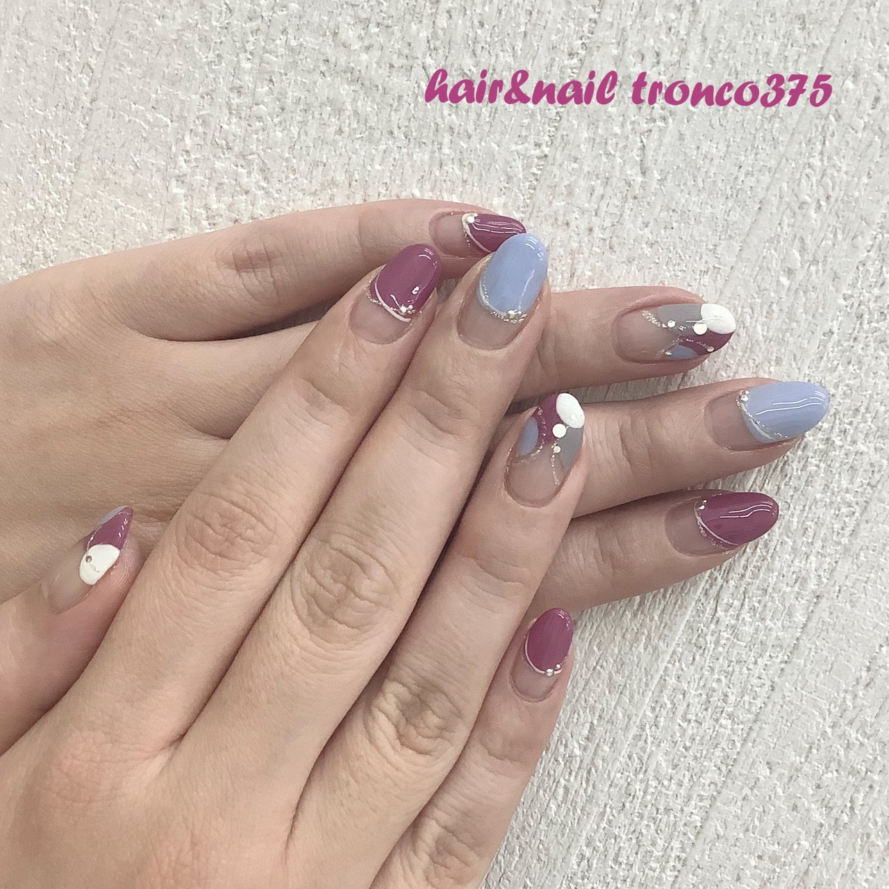 春 オールシーズン ハンド フレンチ 変形フレンチ Hair Nailtronco田島美奈子のネイルデザイン No ネイルブック