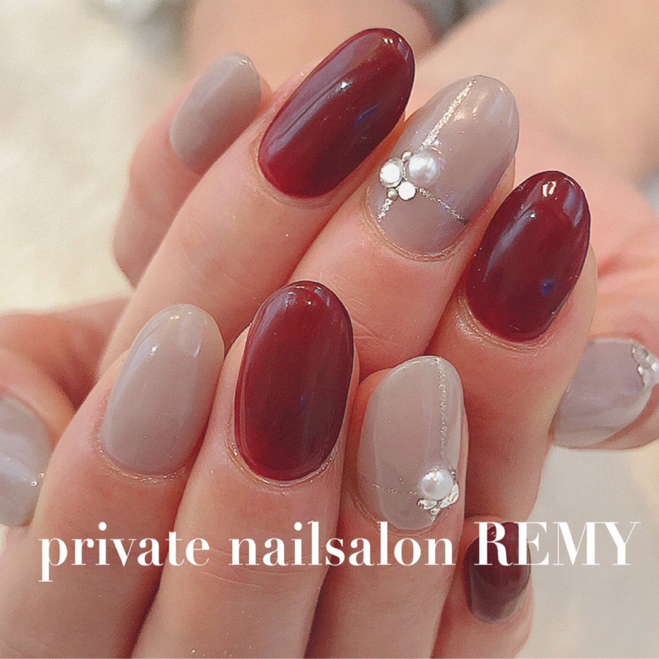 春 冬 ハンド シンプル ビジュー Private Nail Salon Remyのネイルデザイン No ネイルブック