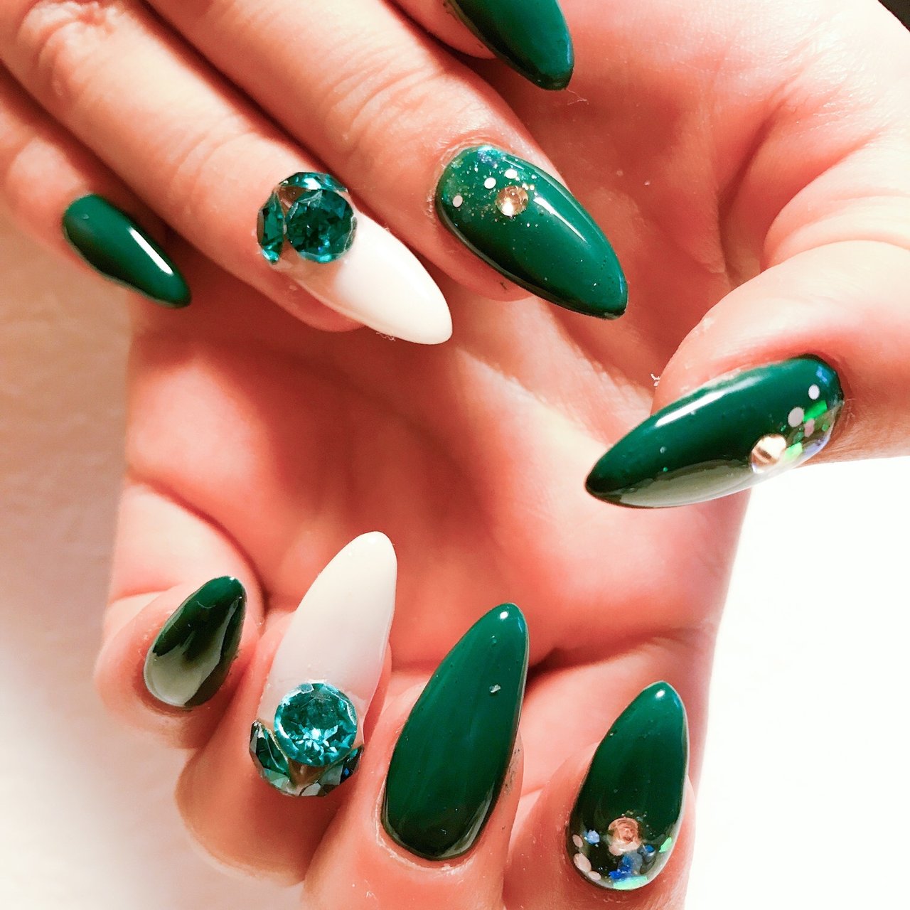 オールシーズン ブライダル パーティー デート ハンド Shioriのネイルデザイン No ネイルブック