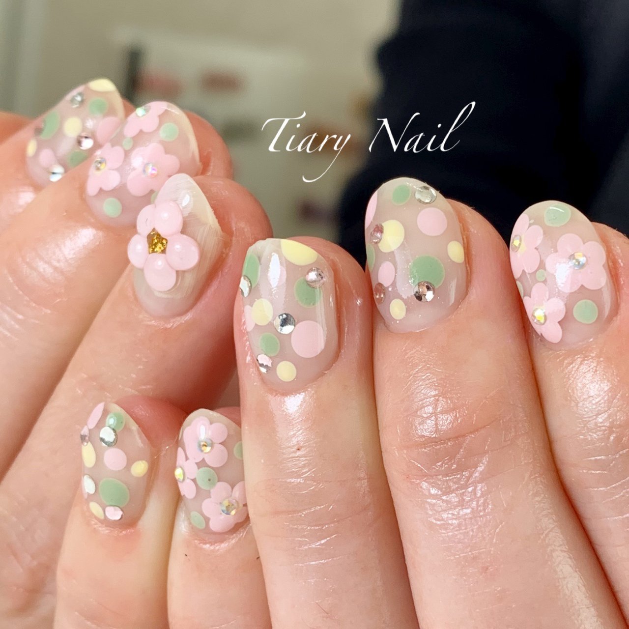 春 お正月 成人式 パーティー ビジュー Tiarynail ティアリーネイルのネイルデザイン No ネイルブック