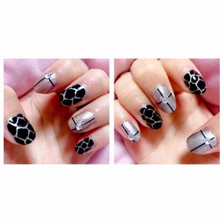 ブラック マニキュア ラインテープのネイルデザイン ネイルブック