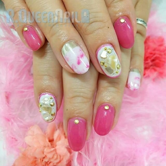 春 デート 女子会 ハンド ワンカラー 今村しほり 千葉 R Queennailのネイルデザイン No ネイルブック