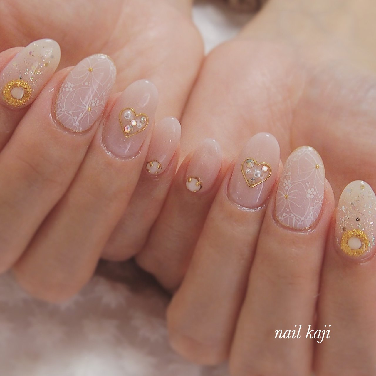 春 夏 オールシーズン ハンド ハート Nail Kajiのネイルデザイン No ネイルブック