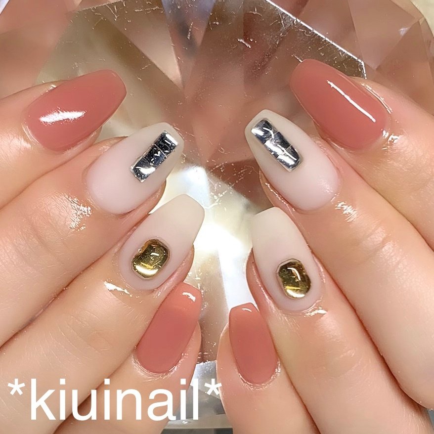 オールシーズン ハンド マット ロング ベージュ Kiuinailのネイルデザイン No ネイルブック