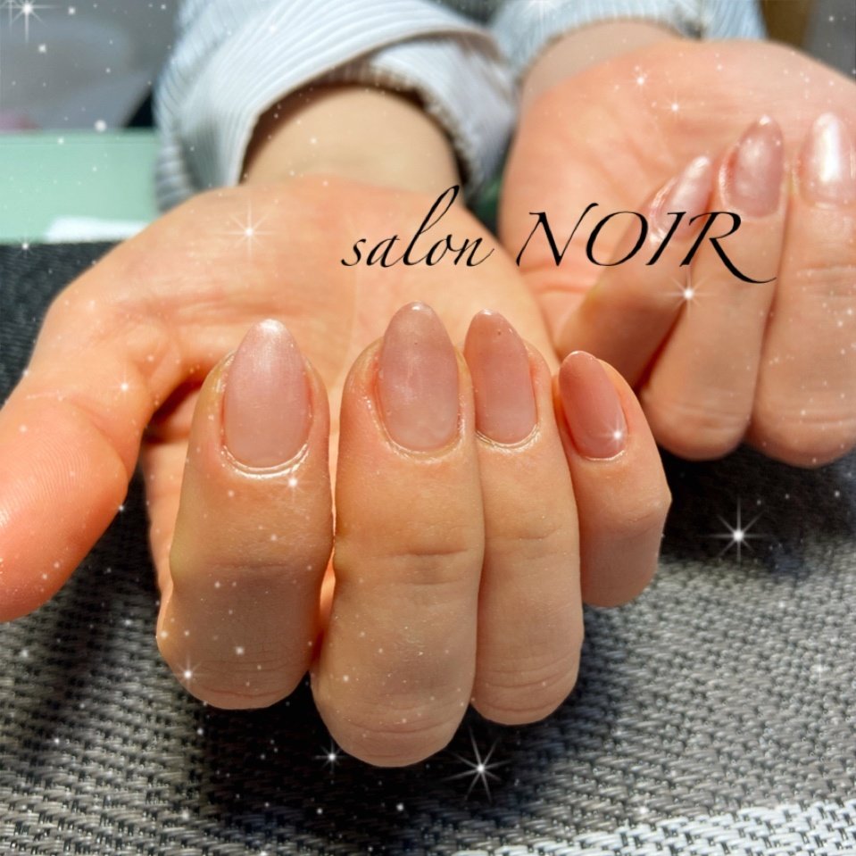 オールシーズン オフィス ハンド グラデーション ミディアム Salon Noirのネイルデザイン No ネイルブック