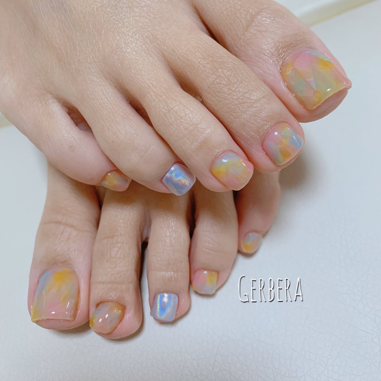 オールシーズン フット ユニコーン オーロラ ミラー Nail Gerberaのネイルデザイン No ネイルブック