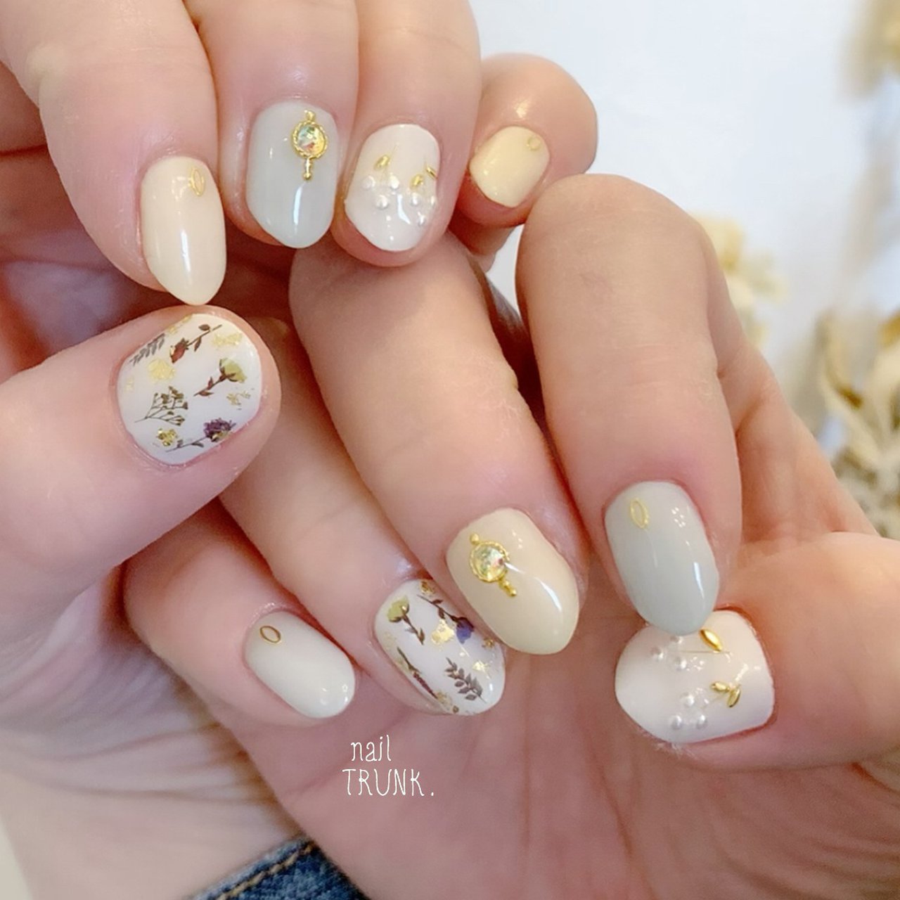 春 ハンド フラワー パール オーロラ Nail Trunkのネイルデザイン No ネイルブック