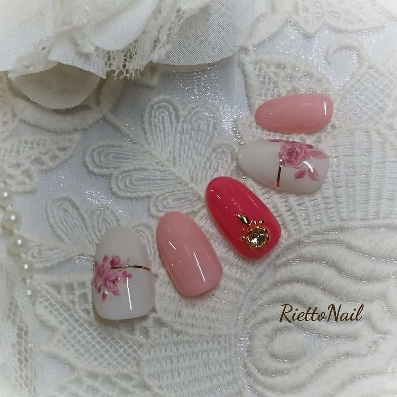 春 オールシーズン ハンド シンプル フラワー リエットネイルのネイルデザイン No ネイルブック