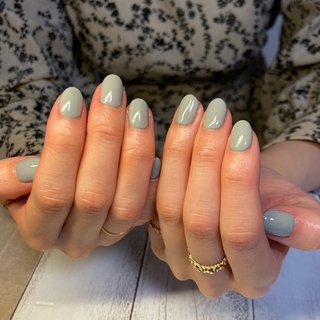 22年 新着順 冬 グレー 一色塗りのネイルデザイン ネイルブック