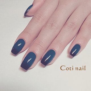 21年 新着順 グラデーション グリーン 黒ネイルのネイルデザイン ネイルブック