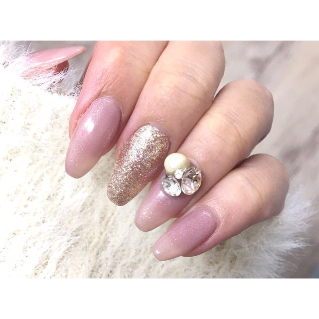 ViVi【ヴィヴィ】｜原田のネイルサロン｜ネイルブック