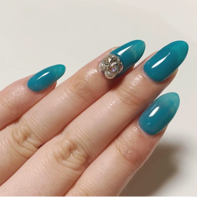 ViVi【ヴィヴィ】｜原田のネイルサロン｜ネイルブック