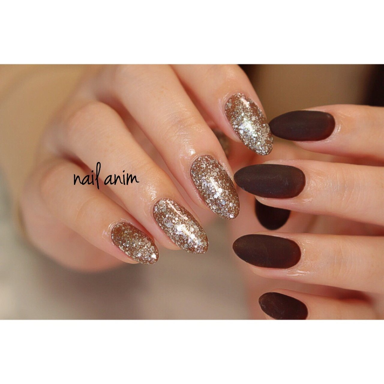 秋 冬 ハンド ラメ ワンカラー Nail Animのネイルデザイン No ネイルブック