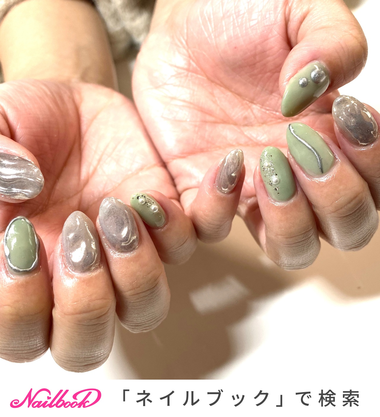 くすみブルーニュアンスネイル 夏 シルバーミラー 大理石 ちゅるん モヤモヤ韓国 くすみブルーニュアンスネイル 夏 シルバーミラー 大理石 ちゅる