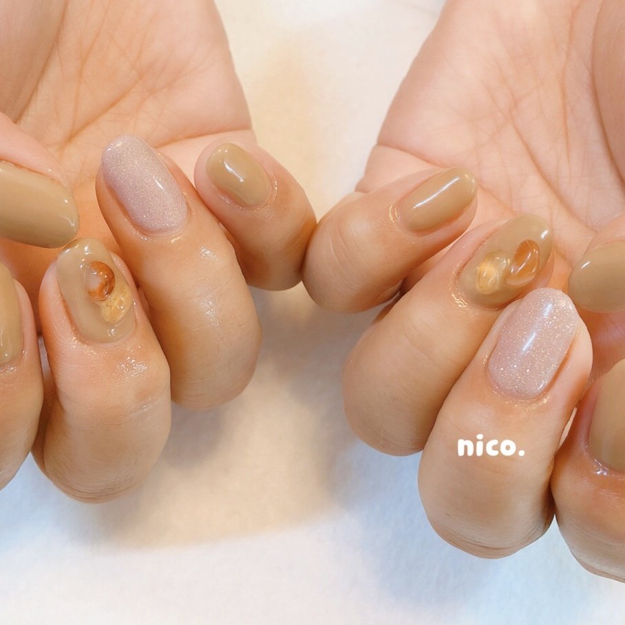 ハンド ベージュ アースカラー Nailsalon Nico のネイルデザイン No ネイルブック