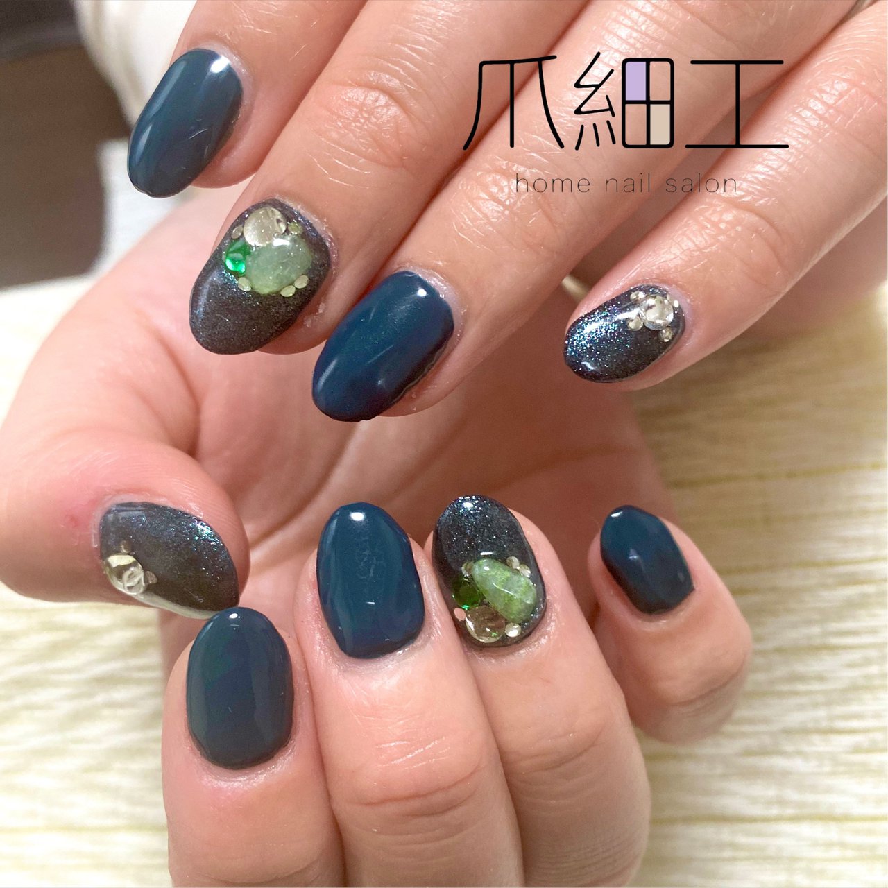 ハンド ホログラム ワンカラー ミディアム グリーン 爪細工のネイルデザイン No ネイルブック