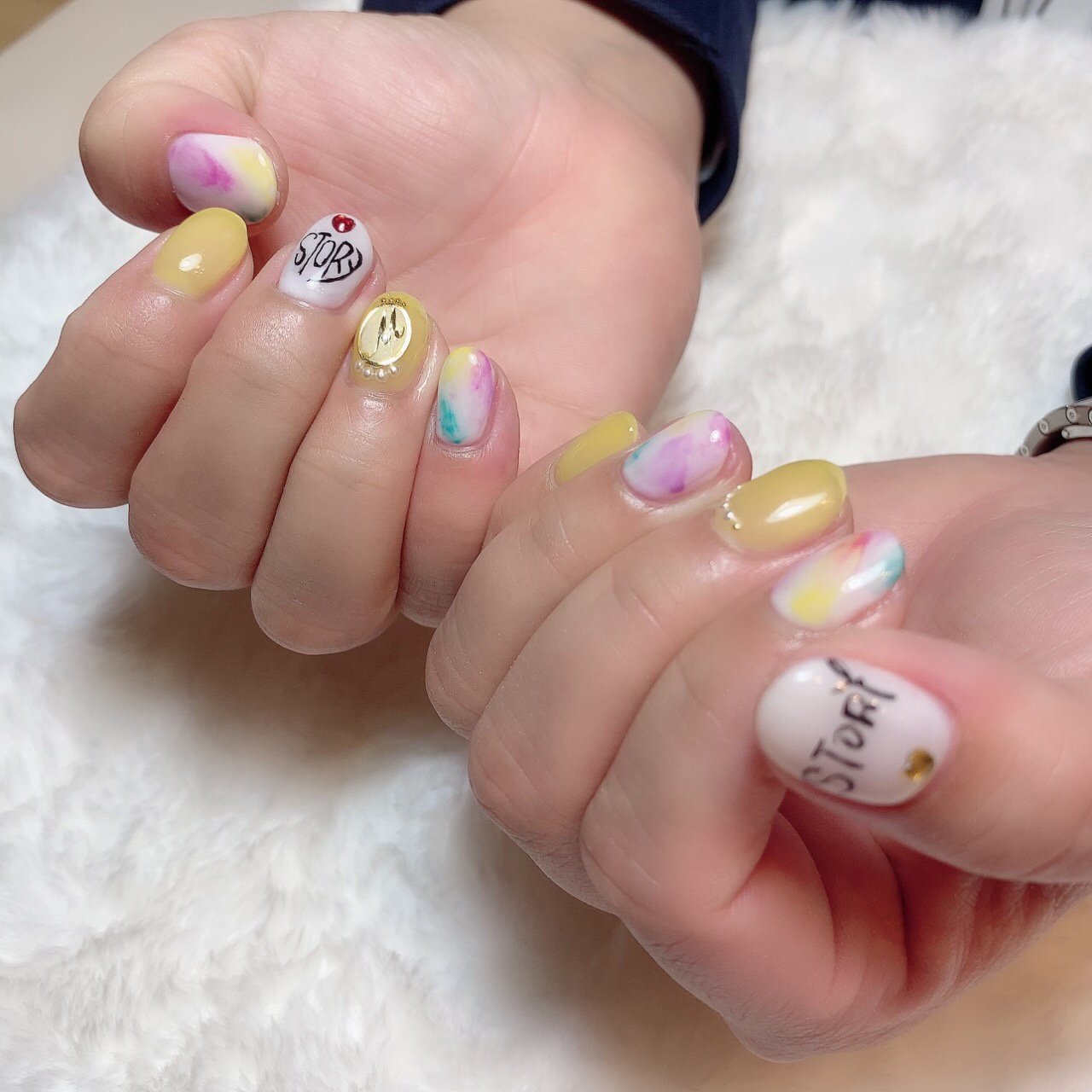 春 夏 ライブ ハンド ビジュー ますこのネイルデザイン No ネイルブック