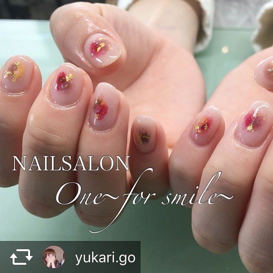 オールシーズン ハンド シンプル ラメ ニュアンス Yulari Oneのネイルデザイン No ネイルブック