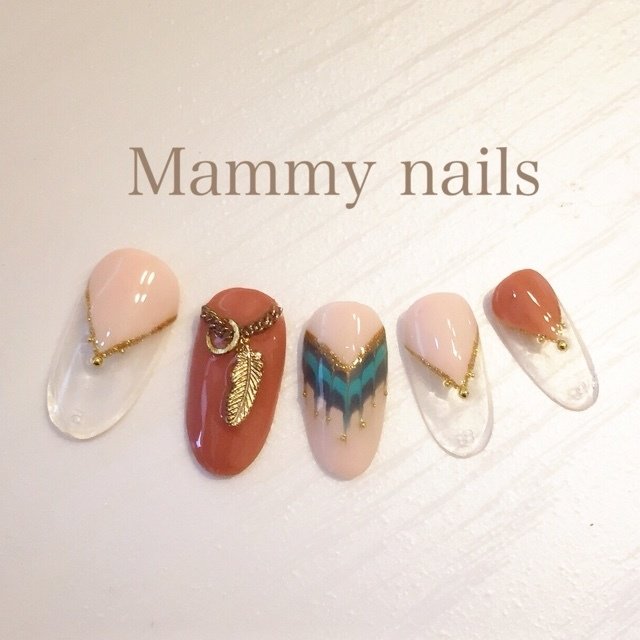 秋 冬 ハンド 変形フレンチ ピーコック Mammy Nailsのネイルデザイン No ネイルブック