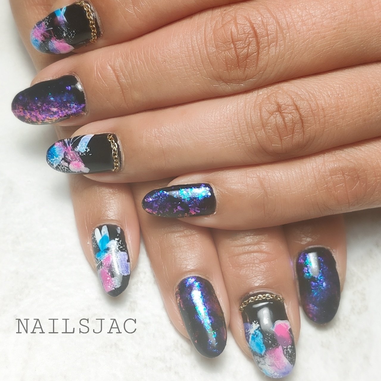 オールシーズン ハンド ニュアンス オーロラ ミディアム ちなみ Nailsjacのネイルデザイン No ネイルブック