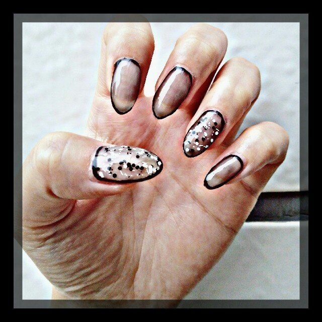 ハンド ロング クリア ブラック アースカラー Mirei Kobayashiのネイルデザイン No ネイルブック