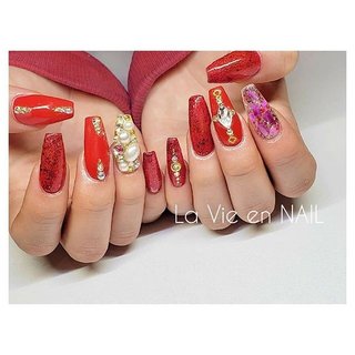 赤スカルプのネイルデザイン ネイルブック