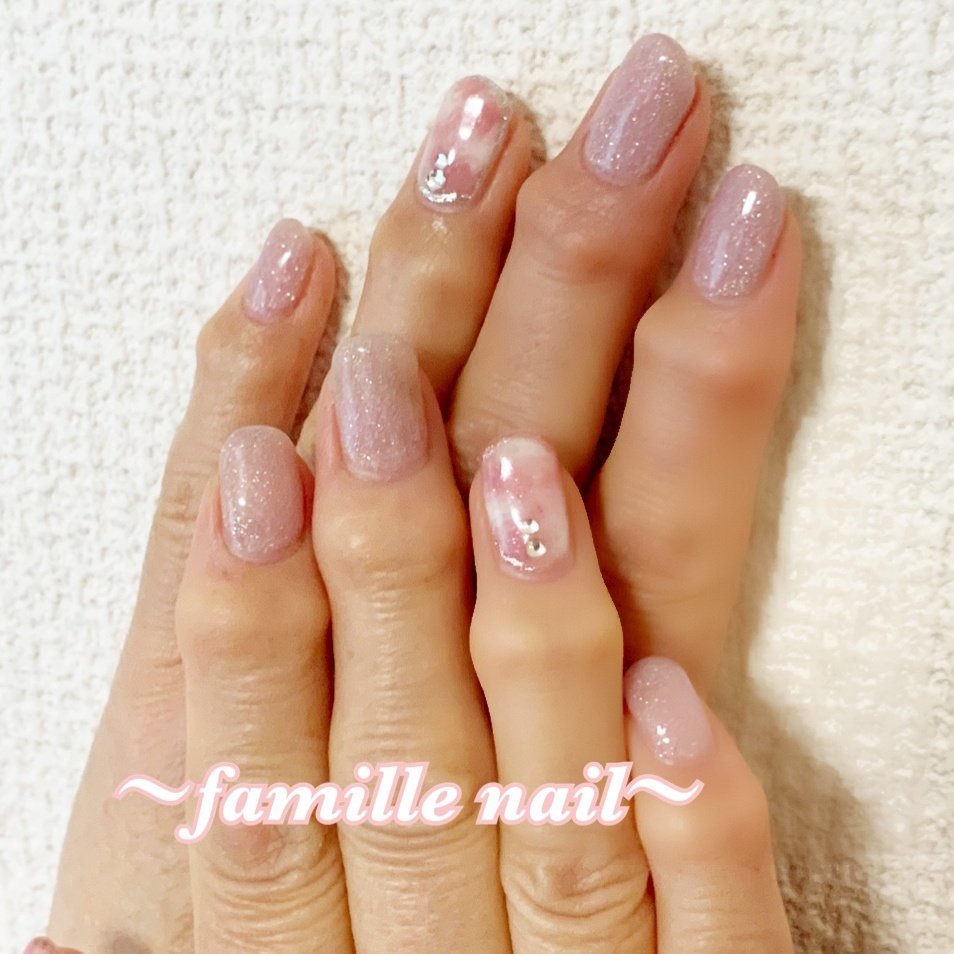 オールシーズン オフィス デート 女子会 ハンド Famille Nailのネイルデザイン No 5194779 ネイルブック