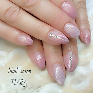 ラインストーン1本300円のネイルデザイン ネイルブック