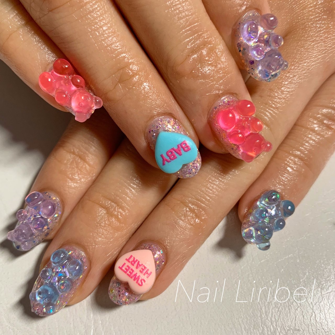 春 夏 パーティー 女子会 ホログラム Nail Liribel ネイルリリベル のネイルデザイン No ネイルブック