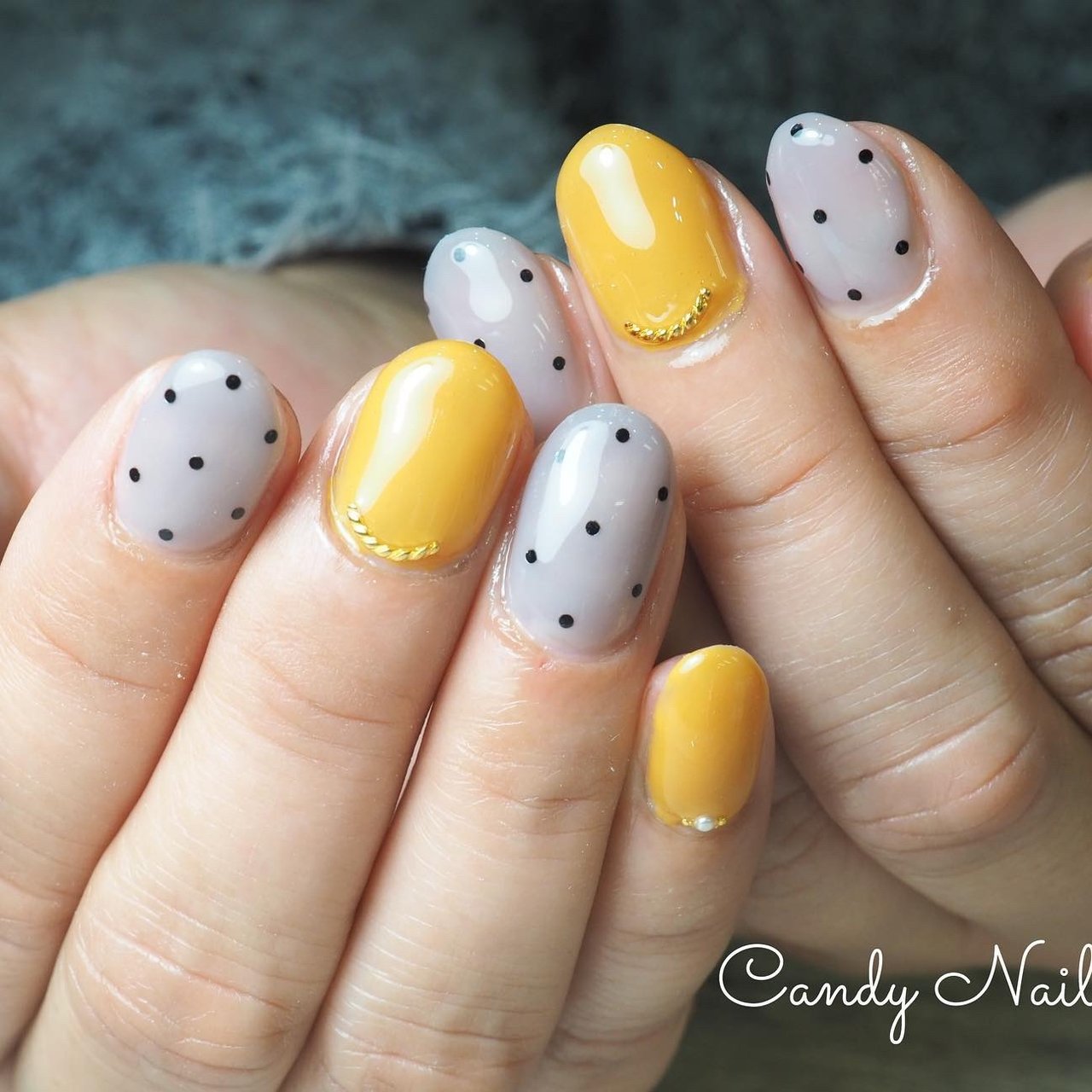 オールシーズン ハンド ドット ミディアム イエロー Candy Nailのネイルデザイン No ネイルブック