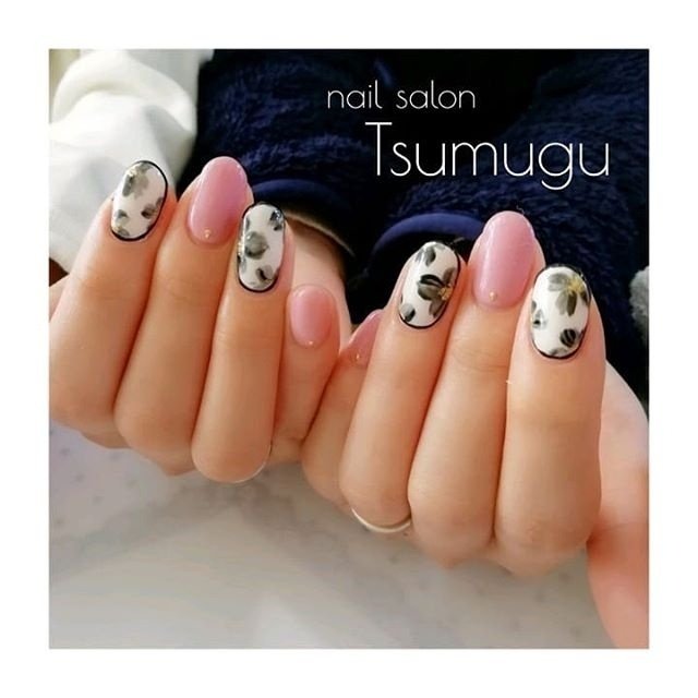 春 ハンド ワンカラー フラワー ミディアム Nail Salon Tsumugu ネイルサロン ツムグ のネイルデザイン No 5212886 ネイルブック