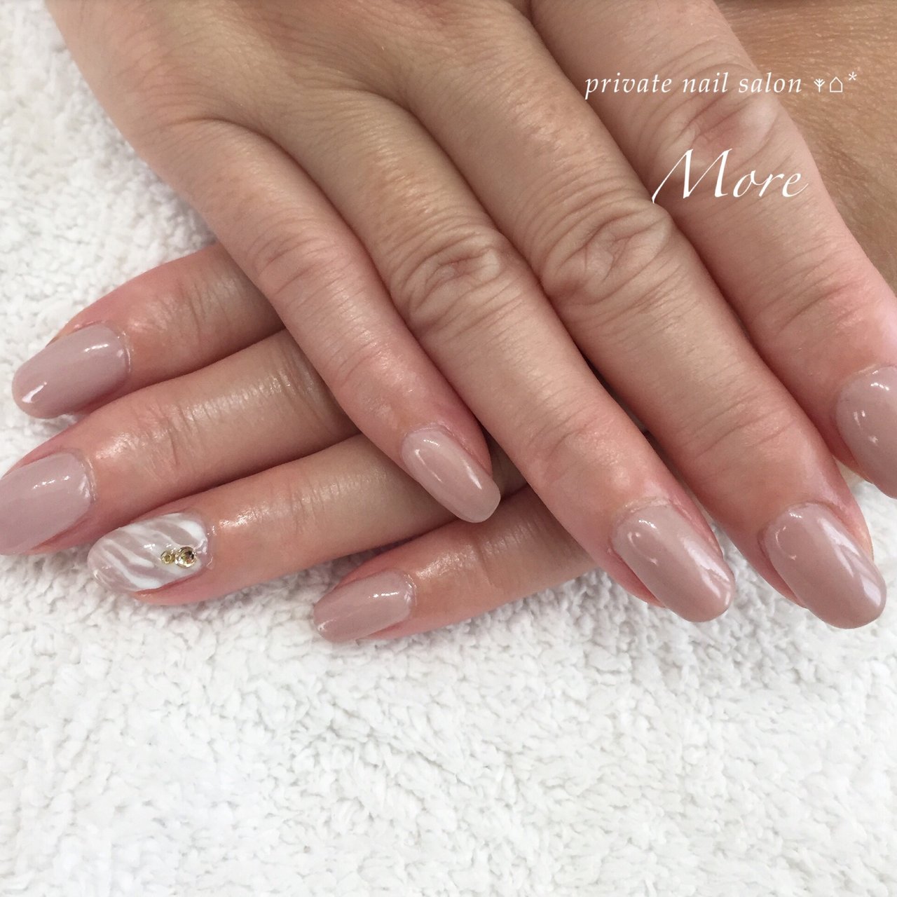 ハンド ベージュ ピンク Private Nail Salon Moreのネイルデザイン No ネイルブック