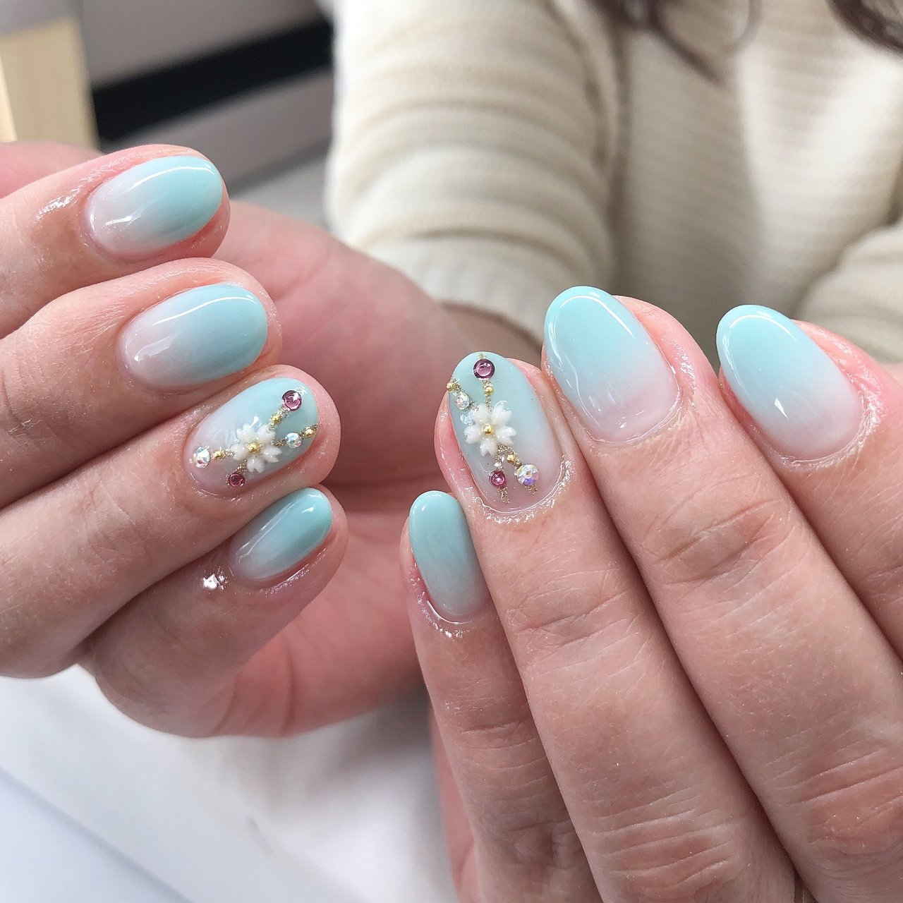 春 卒業式 入学式 オフィス ハンド Nail Salon Jasmineのネイルデザイン No ネイルブック